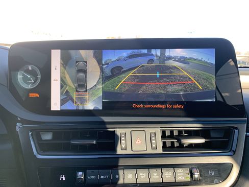 Used 2025 Lexus ES 350 F Sport w/ Accessory Package (Z2) image 25