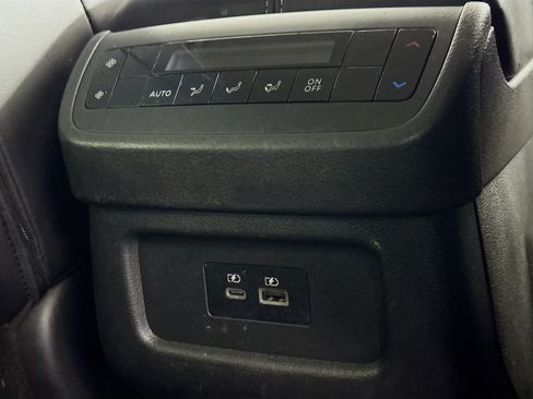 Used 2023 Nissan Pathfinder SL AWD/4WD image 42