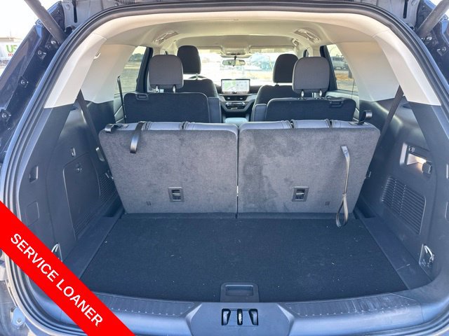 New 2026 Ford Explorer Active RWD image 14