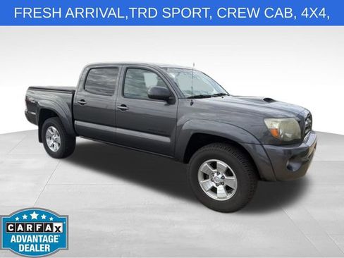 Used 2010 Toyota Tacoma 4x4 Double Cab image 1