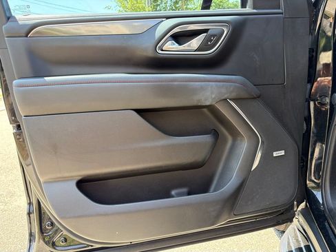 Used 2023 Chevrolet Tahoe RST w/ RST Performance Edition AWD/4WD image 11