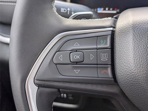 New 2025 Jeep Grand Cherokee L Altitude image 24