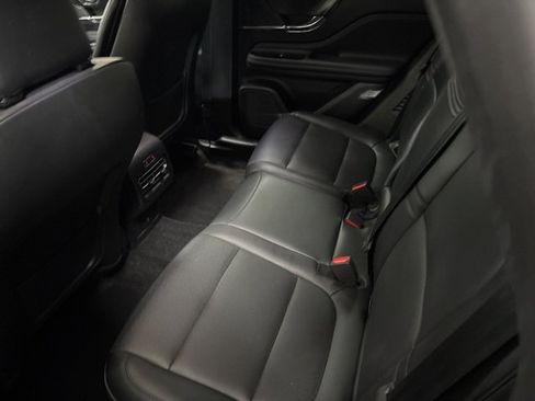 Used 2022 Lincoln Corsair Standard w/ Equipment Group 101A image 14