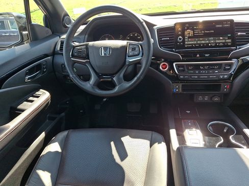 Certified 2024 Honda Ridgeline Black Edition image 14