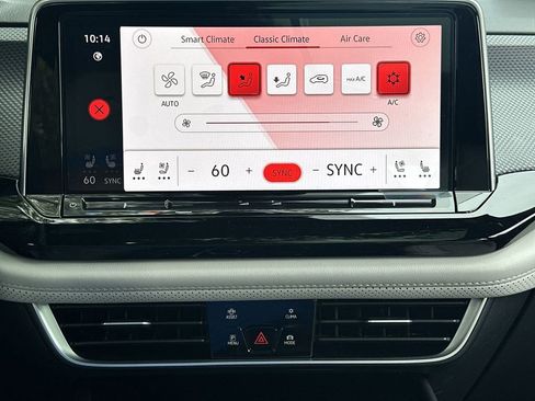 New 2026 Volkswagen Atlas Cross Sport SEL Premium R-Line image 19