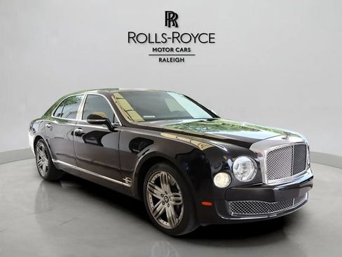 Used 2014 Bentley Mulsanne RWD image 3