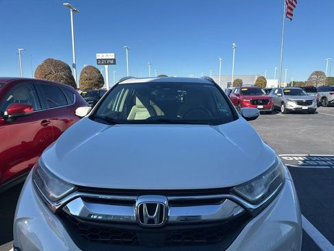 Used 2017 Honda CR-V Touring image 11