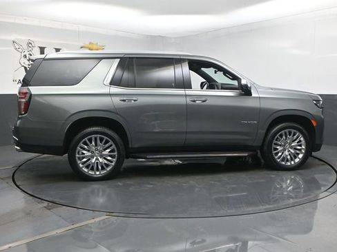 Used 2024 Chevrolet Tahoe Premier w/ Premium Package AWD/4WD image 39