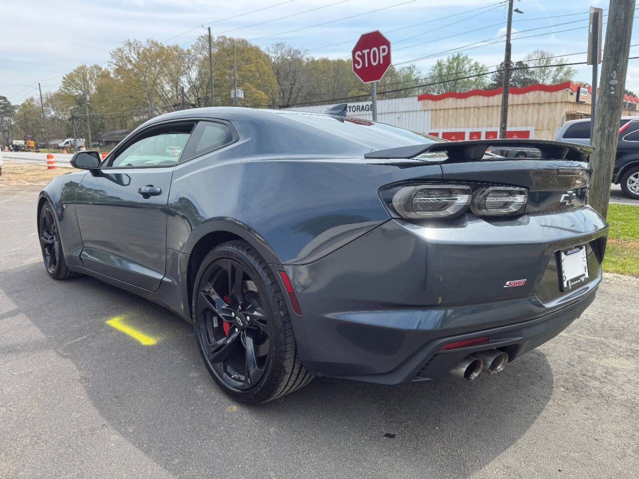 Used 2021 Chevrolet Camaro SS RWD image 4
