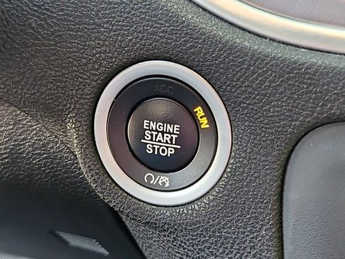 Used 2020 Dodge Charger SXT AWD/4WD image 16