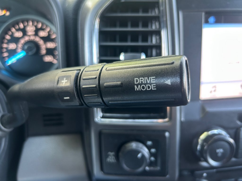 Used 2018 Ford F150 XLT w/ Equipment Group 302A Luxury AWD/4WD image 16