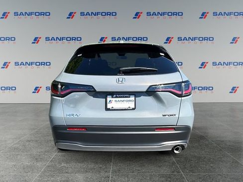 Used 2024 Honda HR-V Sport image 4