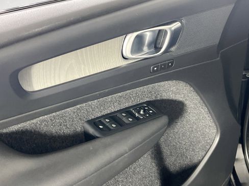 Used 2023 Volvo XC40 B5 Plus w/ Driver Assist Package image 18