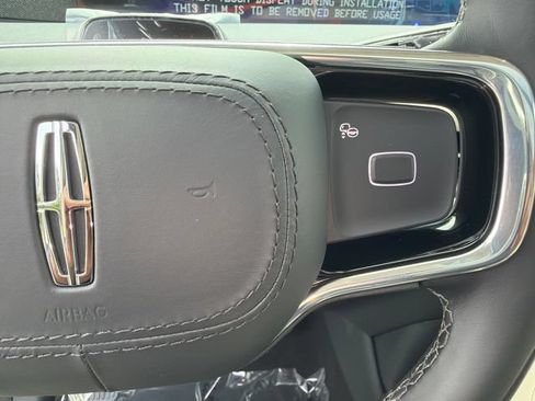 New 2027 Lincoln Navigator Reserve AWD/4WD image 36