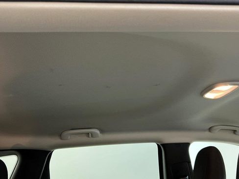 Used 2014 Jeep Cherokee Latitude w/ Comfort/Convenience Group image 3