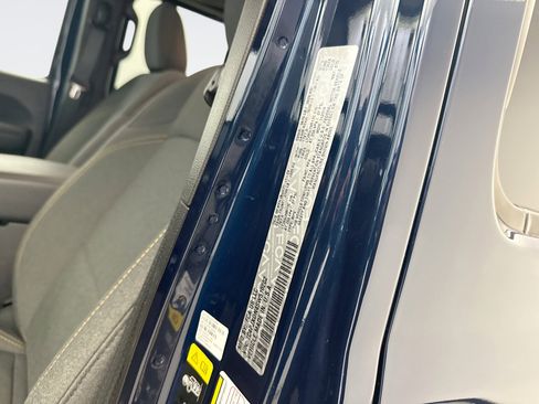 Used 2025 Jeep Wrangler Unlimited Sport image 19