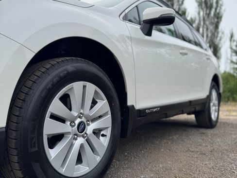 Used 2019 Subaru Outback 2.5i Premium AWD/4WD image 44