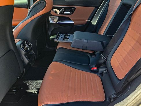 New 2026 Mercedes-Benz GLC 300 4MATIC image 36