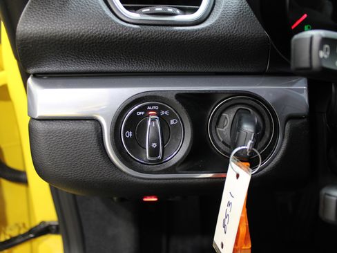 Used 2023 Porsche 718 Boxster w/ Sport Chrono Package image 9