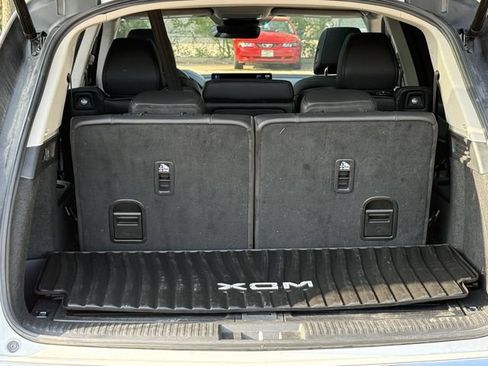 Used 2025 Acura MDX FWD image 30
