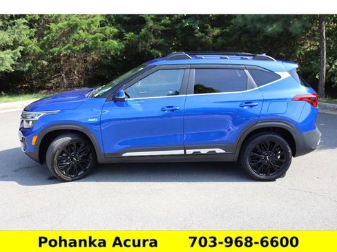 Used 2022 Kia Seltos Nightfall Edition image 4