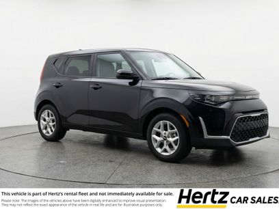 Used 2025 Kia Soul LX w/ LX Technology Package