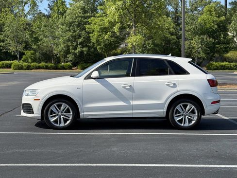 Used 2018 Audi Q3 2.0T Premium AWD/4WD image 4