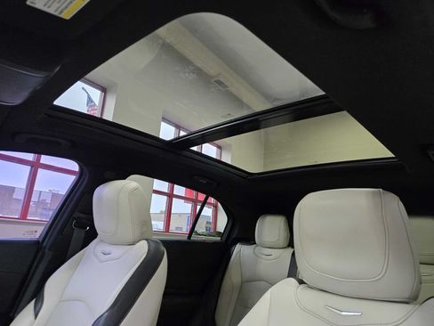 Used 2019 Cadillac XT4 Sport AWD/4WD image 17