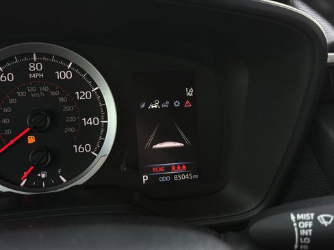 Used 2022 Toyota Corolla Cross LE FWD image 33
