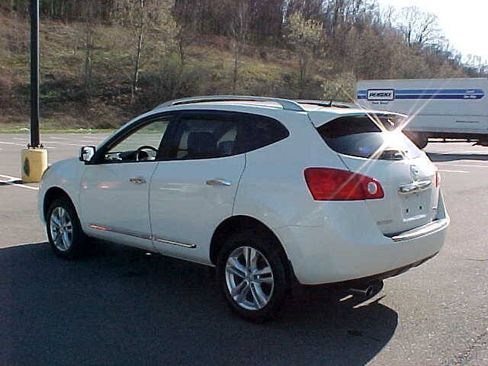 Used 2012 Nissan Rogue SV AWD/4WD image 12