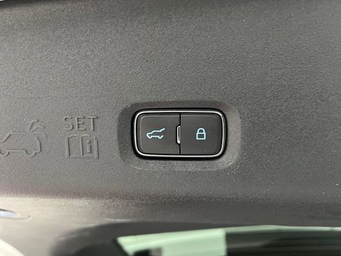 Used 2025 Ford Expedition Active AWD/4WD image 46