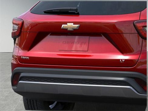 New 2026 Chevrolet Trax LT image 15