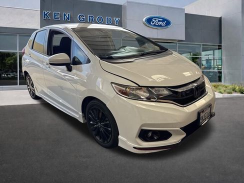 Used 2018 Honda Fit Sport image 14