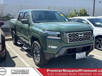 Used 2024 Nissan Frontier SL w/ Technology Package video 1