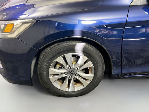 Used 2013 Honda Accord LX image 13