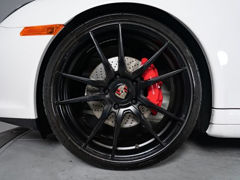 Used 2012 Porsche 911 Targa 4S AWD/4WD image 4