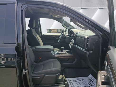 Used 2023 GMC Sierra 1500 Elevation AWD/4WD image 16