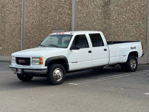 Used 2000 GMC Sierra 3500 4x4 Crew Cab w/ SLE Marketing Option Pkg 3 image 2