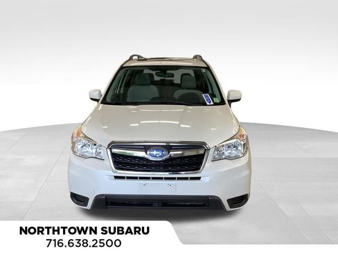 Used 2015 Subaru Forester 2.5i Premium w/ All-Weather Package AWD/4WD image 12