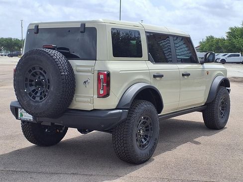 New 2026 Ford Bronco Badlands AWD/4WD image 4