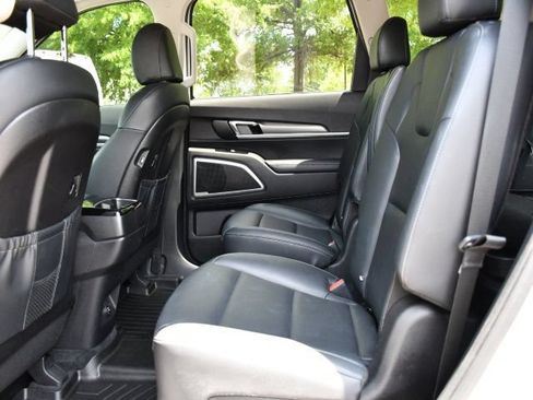 Used 2022 Kia Telluride S AWD/4WD image 19