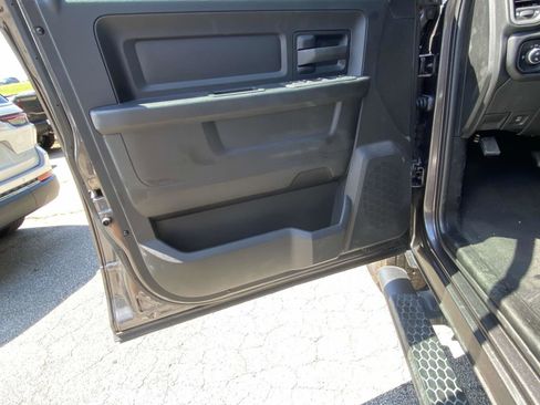 Used 2025 RAM 2500 Tradesman image 16