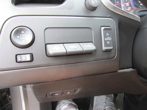 Used 2020 Porsche Cayenne image 70