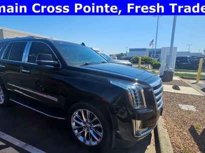 Used 2019 Cadillac Escalade Luxury