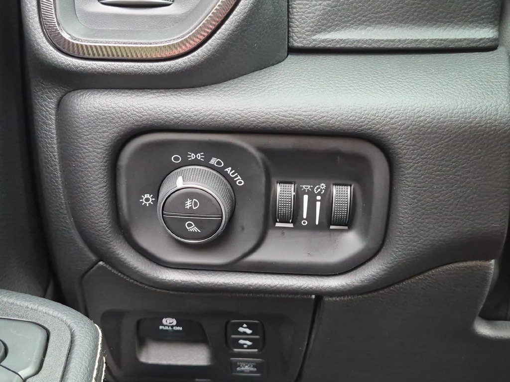 New 2027 RAM 1500 Rebel w/ Rebel Level 2 Equipment Group AWD/4WD image 18