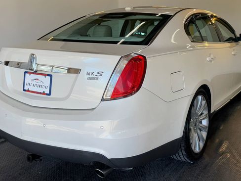 Used 2009 Lincoln MKS AWD image 6