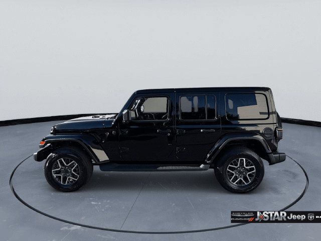 New 2025 Jeep Wrangler Unlimited Sahara AWD/4WD image 8