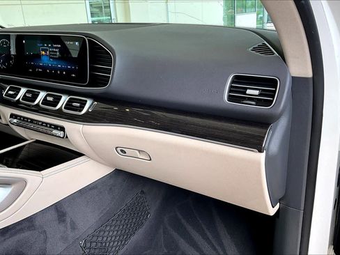 Used 2020 Mercedes-Benz GLE 350 4MATIC image 19