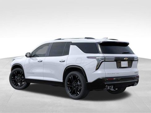 New 2026 Chevrolet Traverse High Country AWD/4WD image 3
