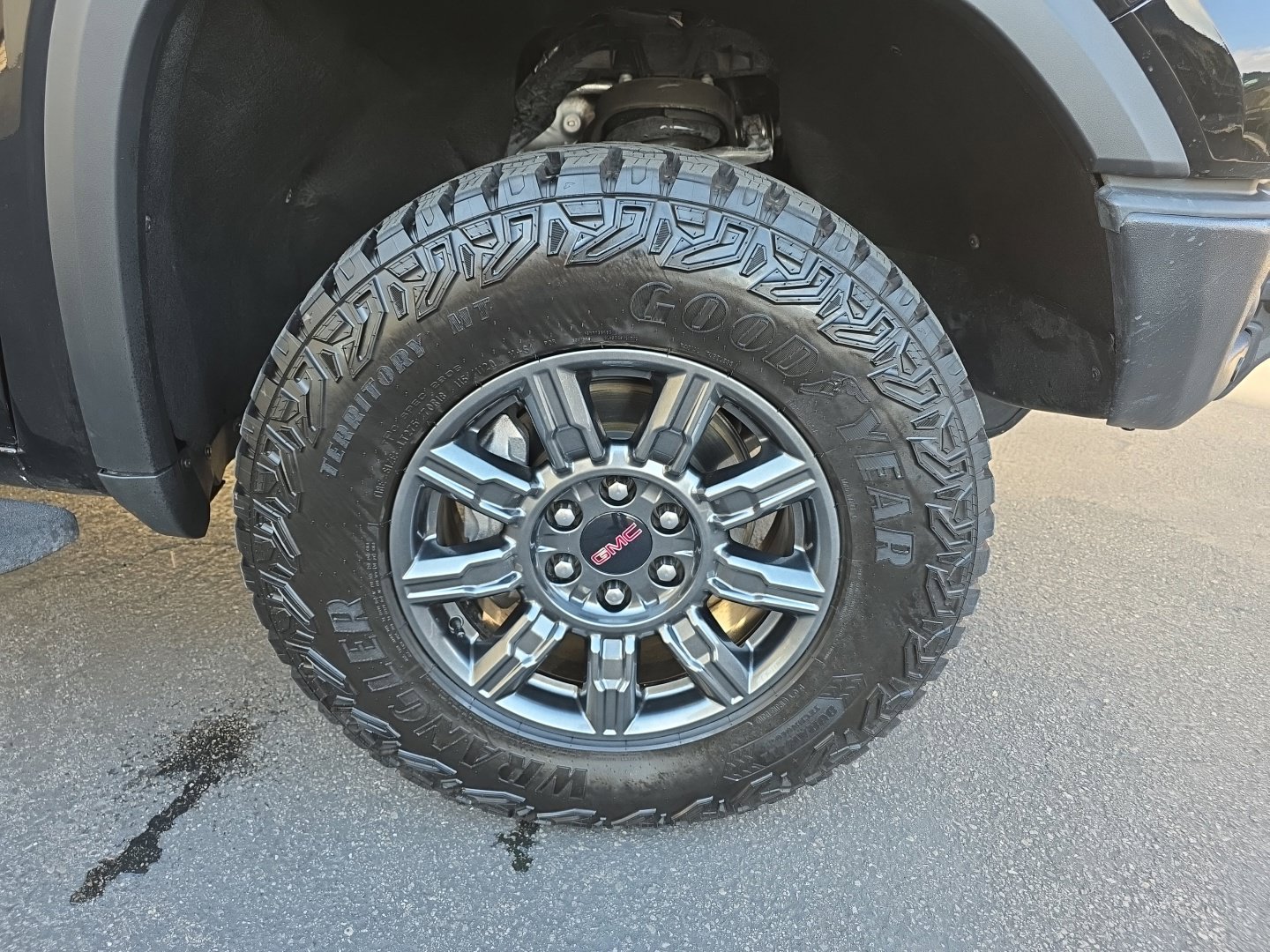 Used 2026 GMC Sierra 1500 AT4X AWD/4WD image 40